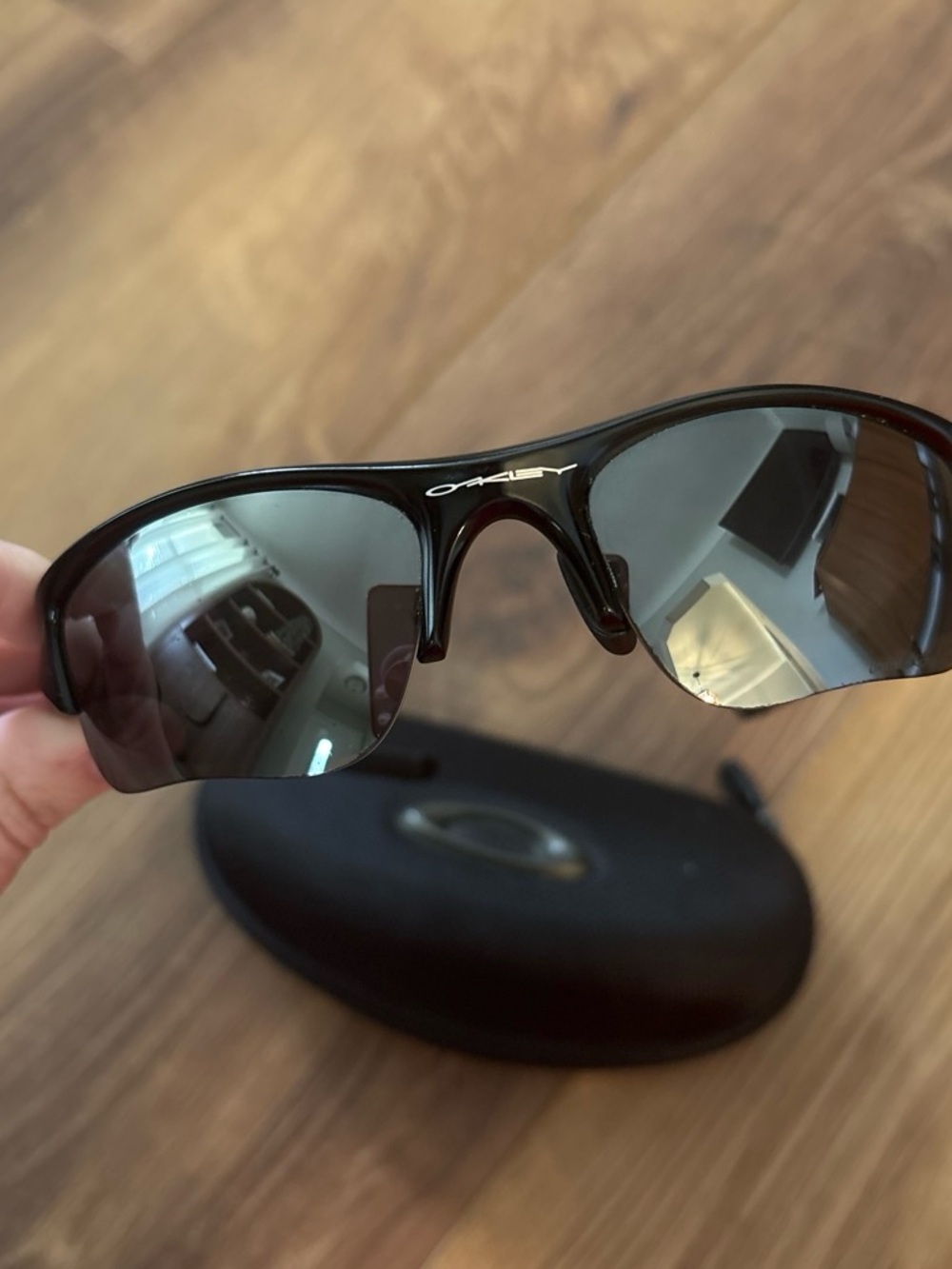Men’s Flak Jacket XLJ Oakley Sunglasses STYLE 12-903 GUC with protective case